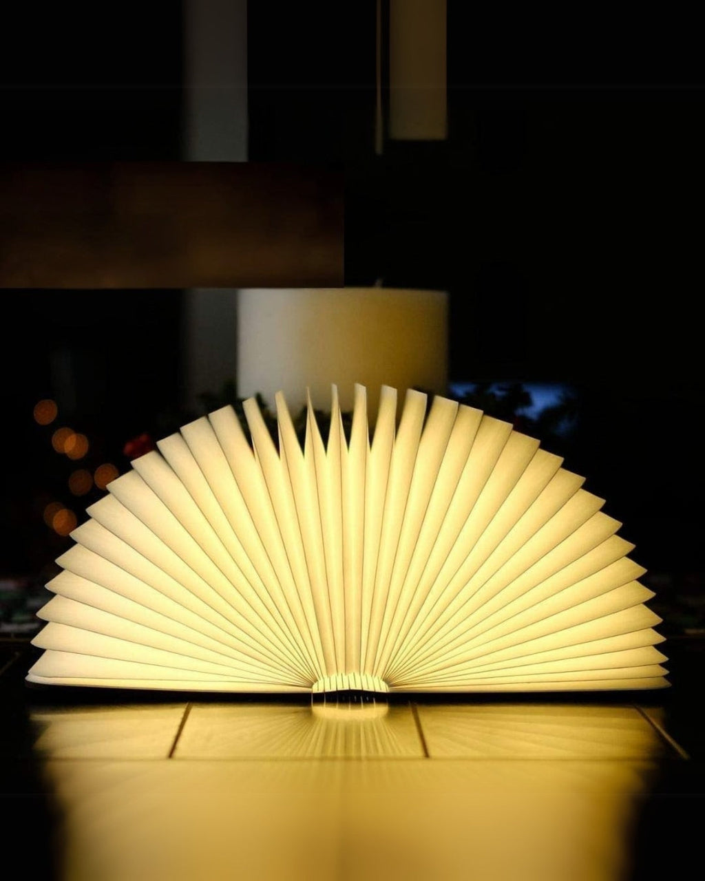 Boglampe - Sammenklappelig design - LED lys