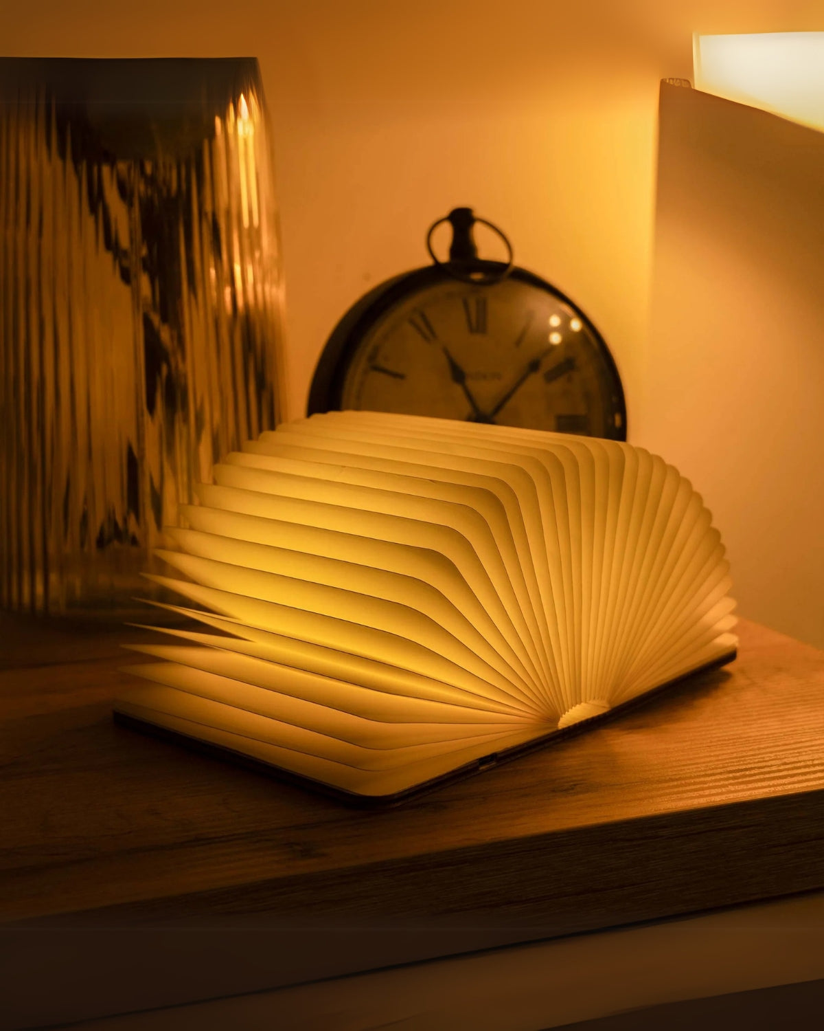 Boglampe - Sammenklappelig design - LED lys