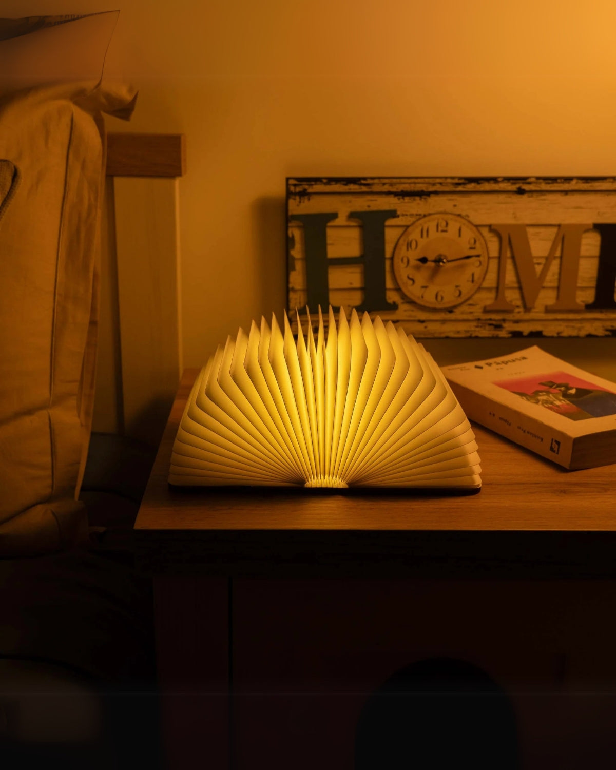 Boglampe - Sammenklappelig design - LED lys