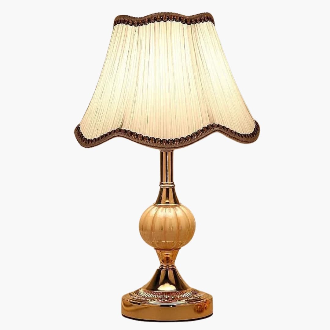 Bordlampe - Stoffskærm - Messingfod