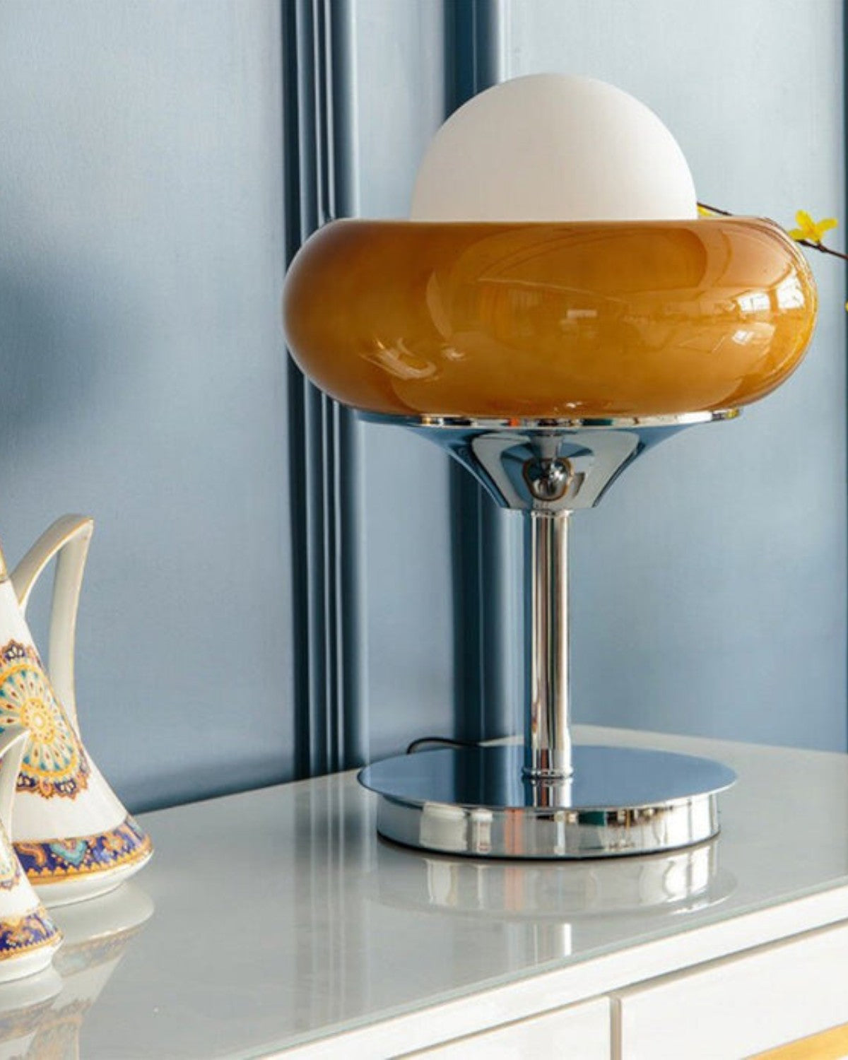 Bordlampe - Bauhaus-inspireret - Glasskærm