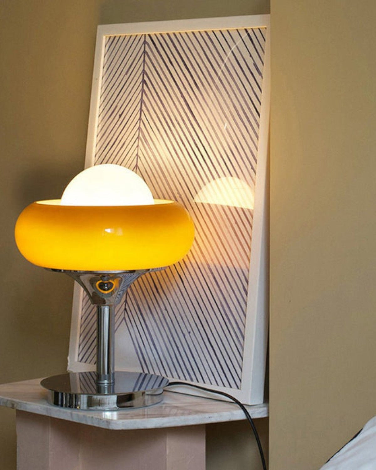 Bordlampe - Bauhaus-inspireret - Glasskærm