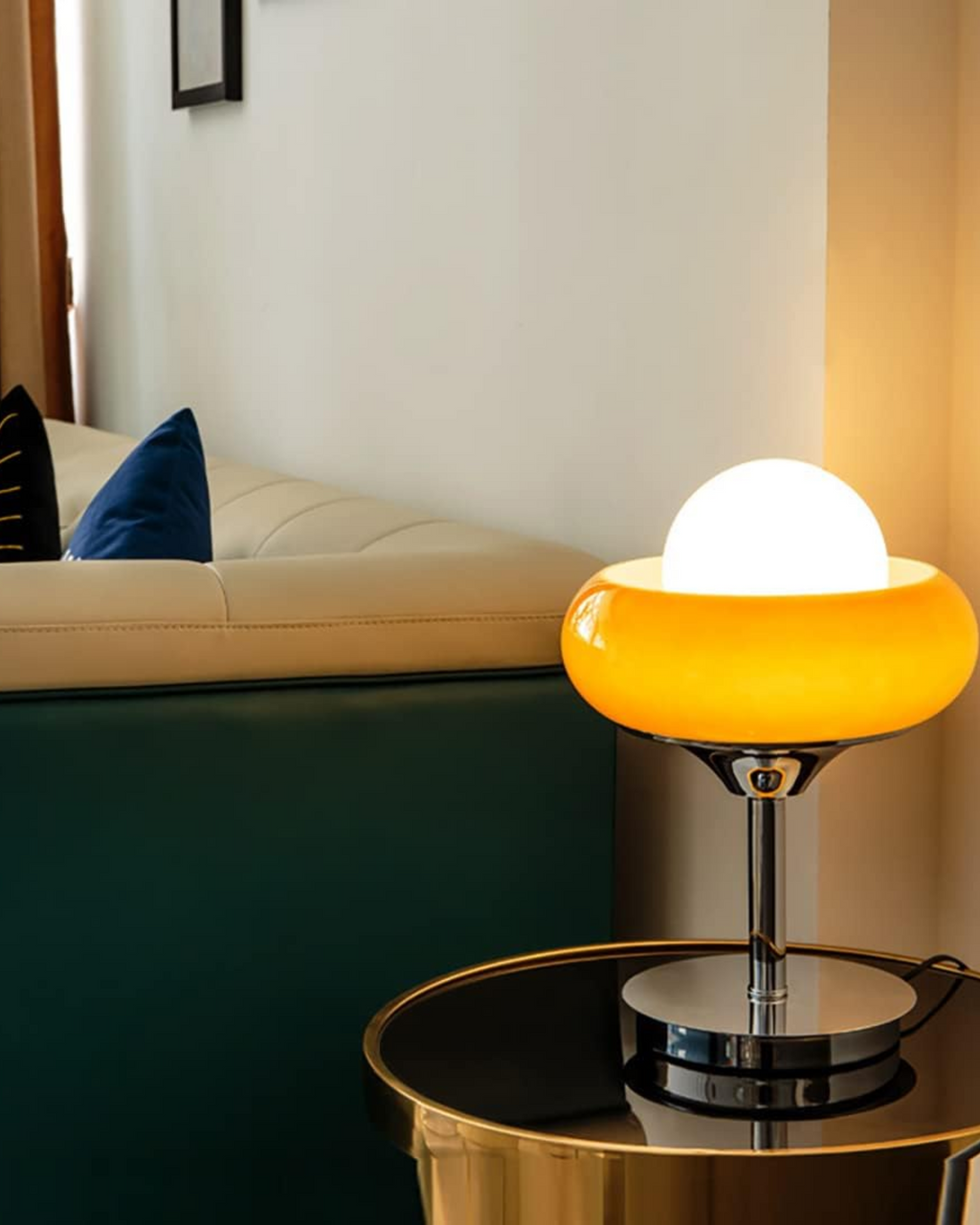 Bordlampe - Bauhaus-inspireret - Glasskærm