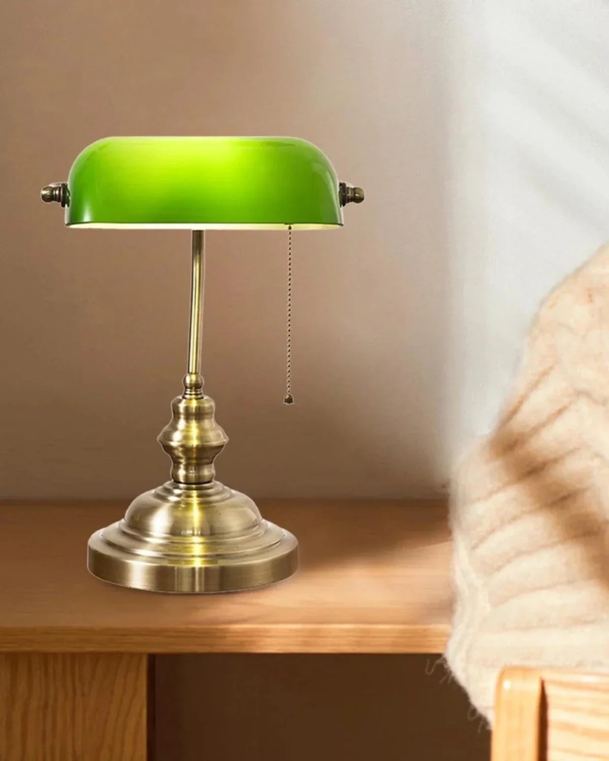 Bordlampe - Grønt Glas - Messingfinish