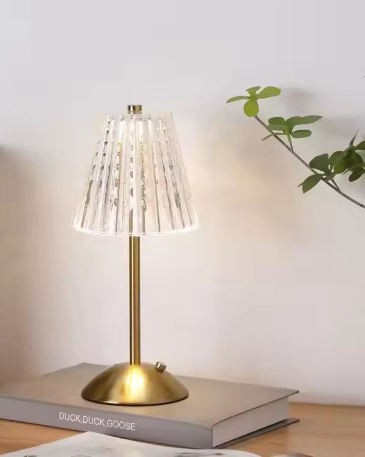 Bordlampe - Gylden Finish - Moderne Design