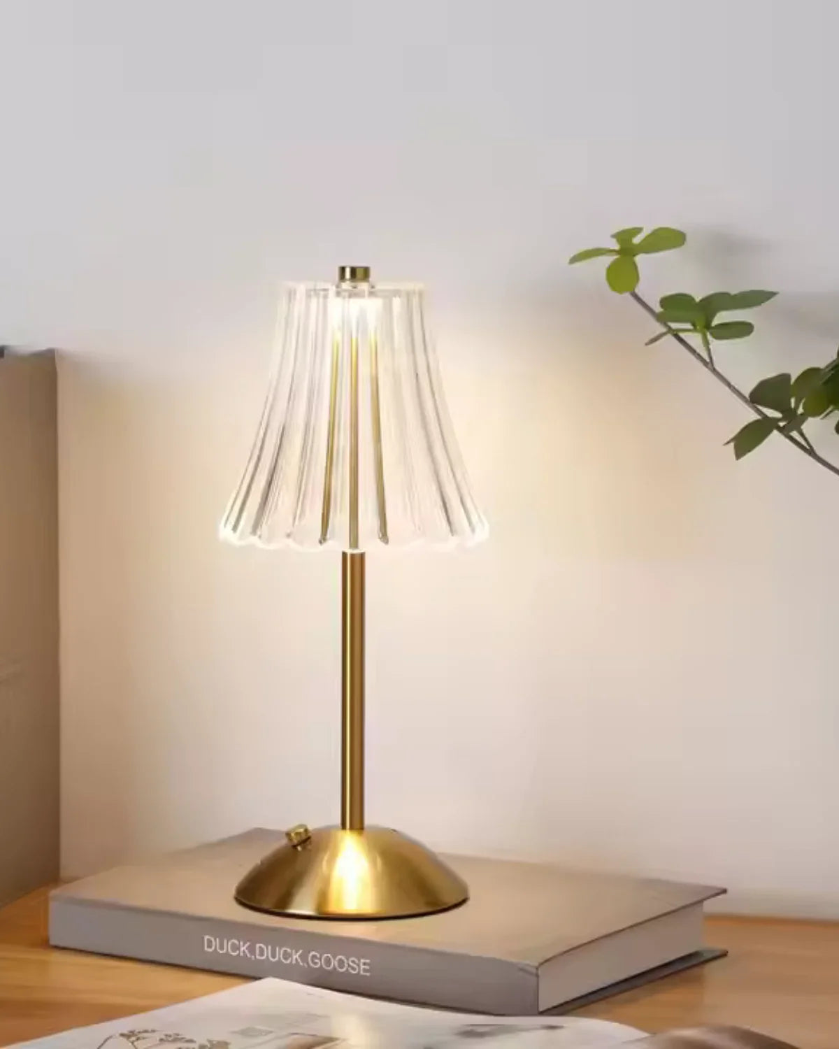 Bordlampe - Gylden Finish - Moderne Design