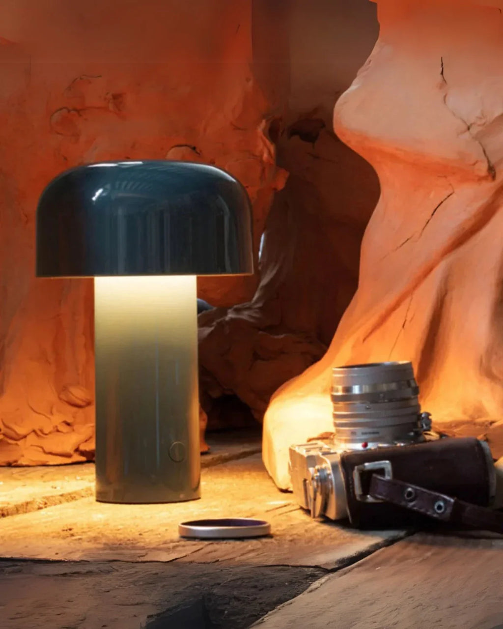 Bordlampe - Klokkeform - Genopladeligt Lys