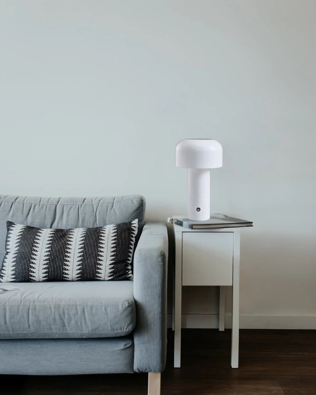 Bordlampe - Klokkeform - Genopladeligt Lys