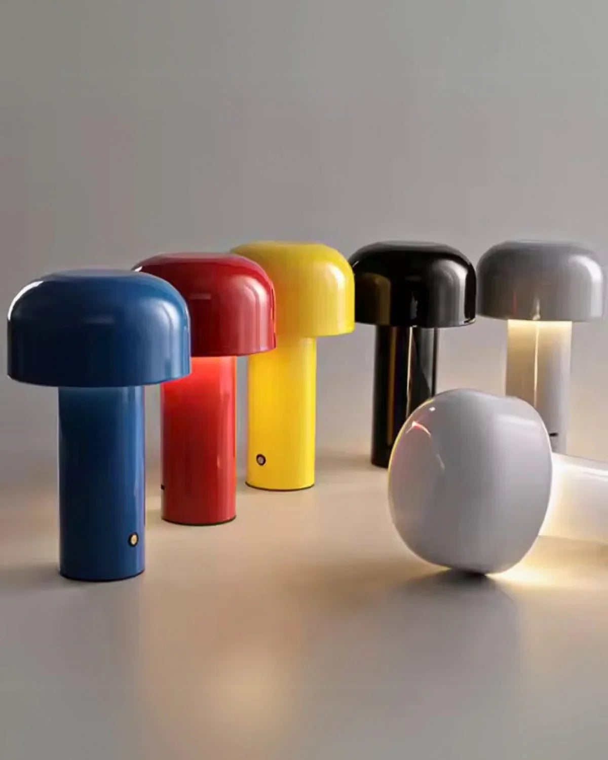 Bordlampe - Klokkeform - Genopladeligt Lys