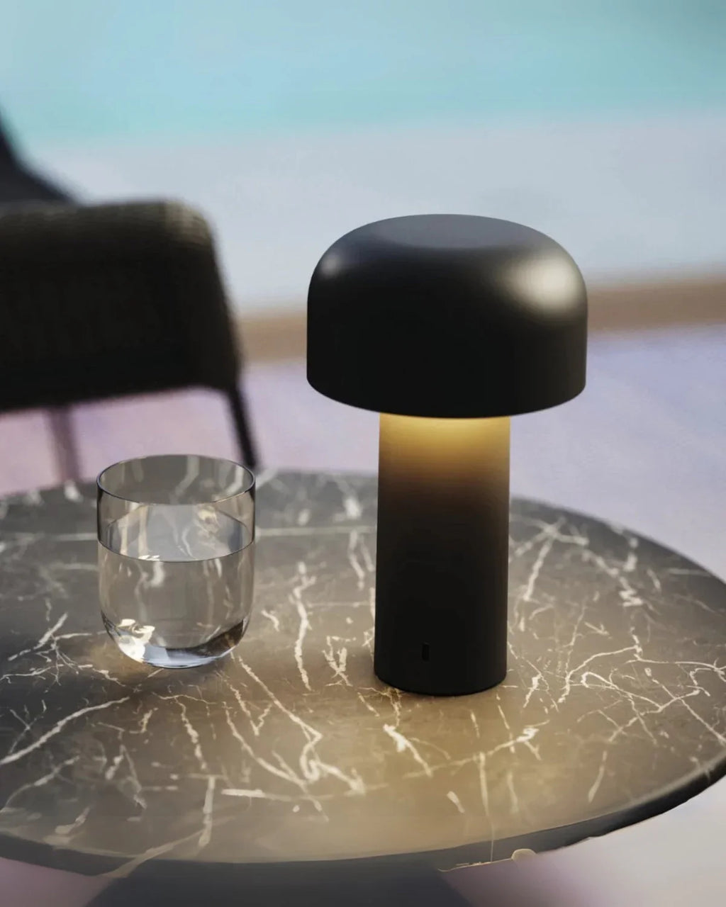 Bordlampe - Klokkeform - Genopladeligt Lys