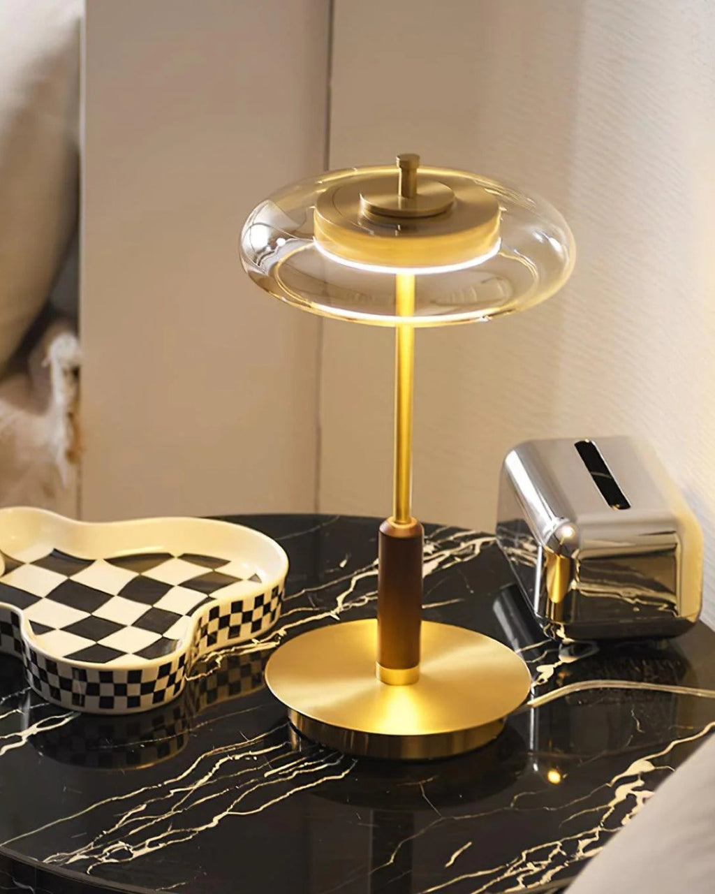 Bordlampe - Messingfod - Ravfarvet Glas