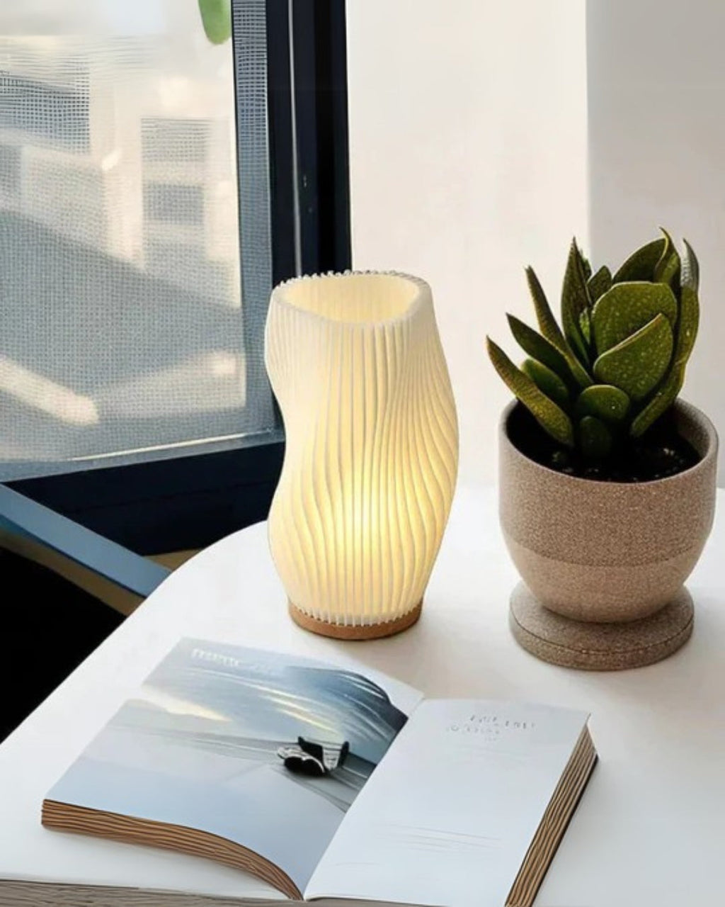 Bordlampe - Skulpturelt Design - 3D Printet