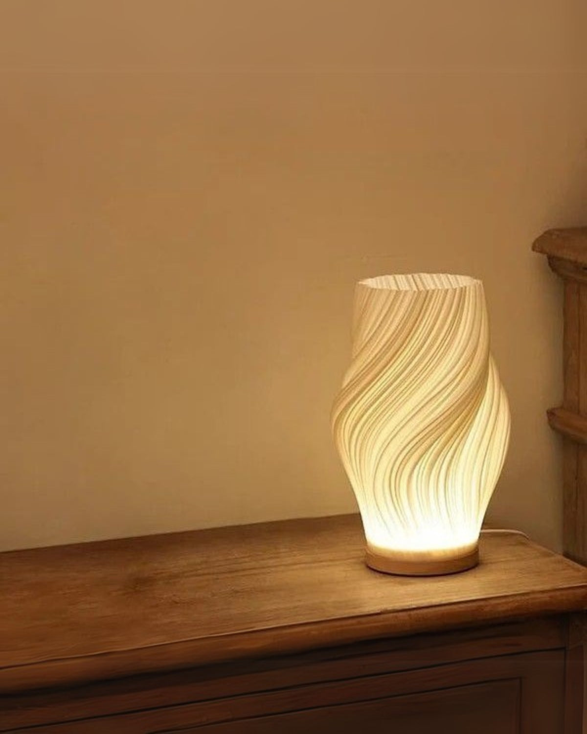 Bordlampe - Skulpturelt Design - 3D Printet