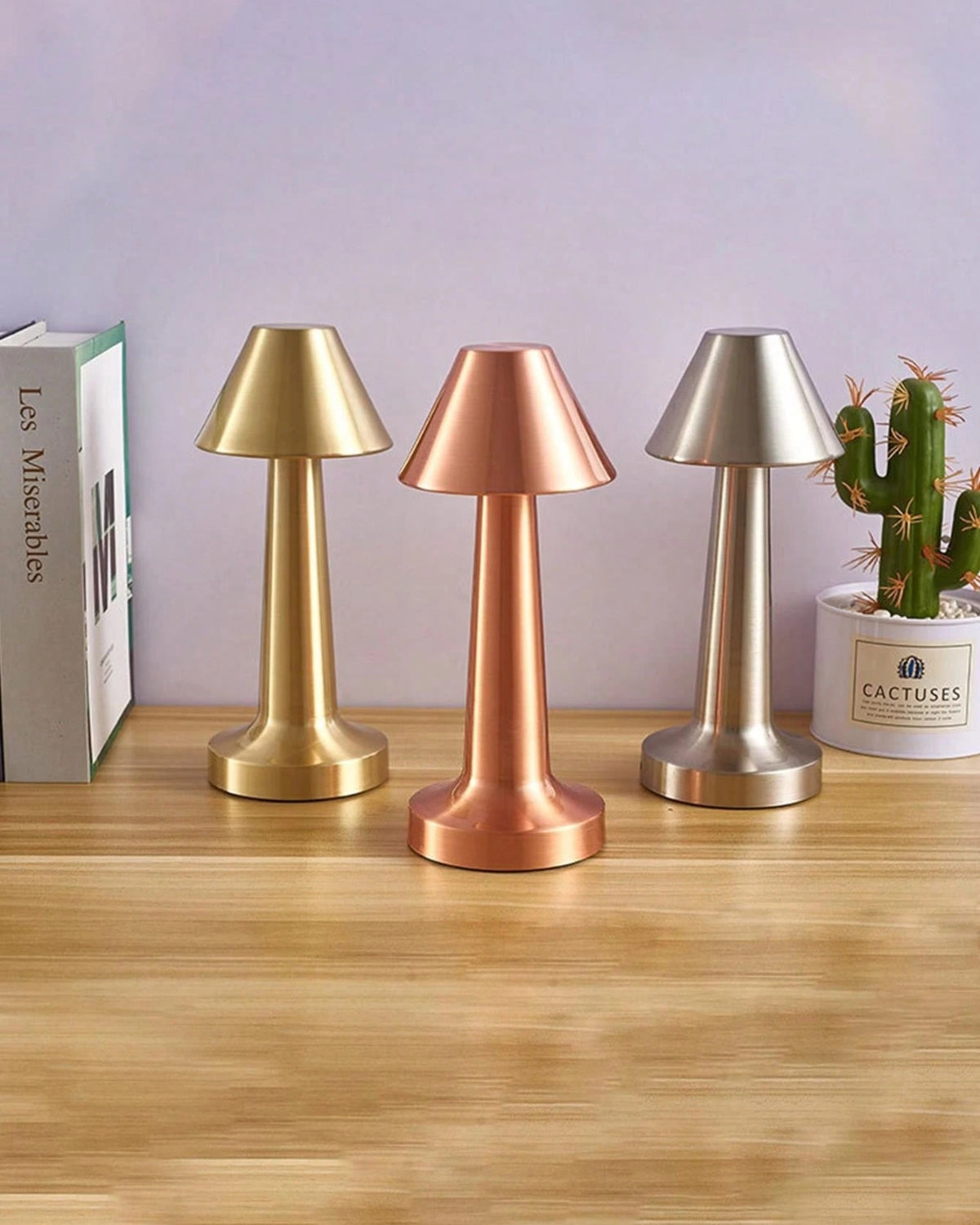 Bordlampe - Trådløst Design - Metalfinish