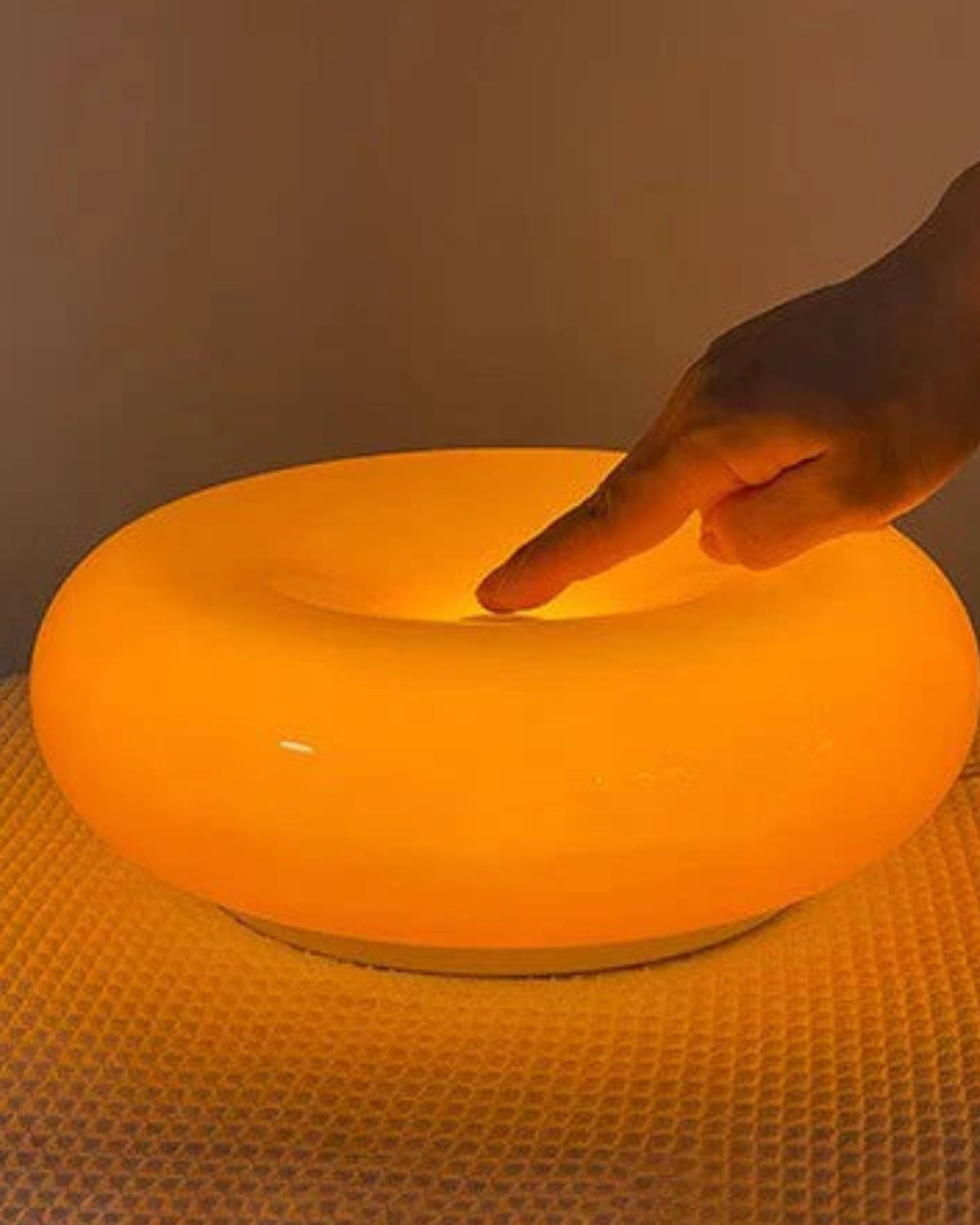 Bordlampe - Donutformet - Touch betjening