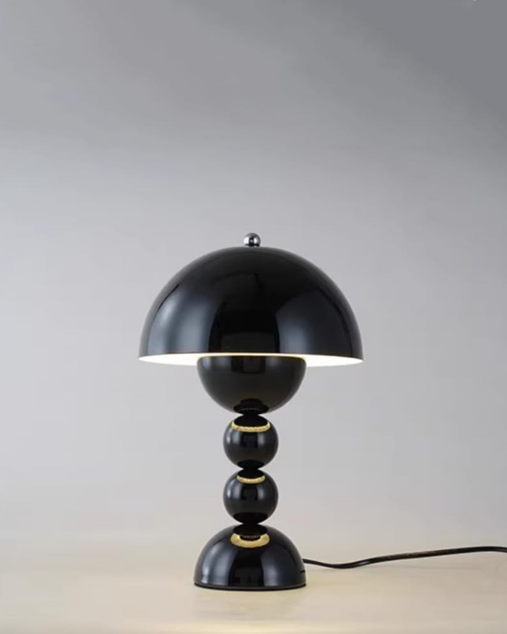 Bordlampe - Blank finish - Sfærisk søjle