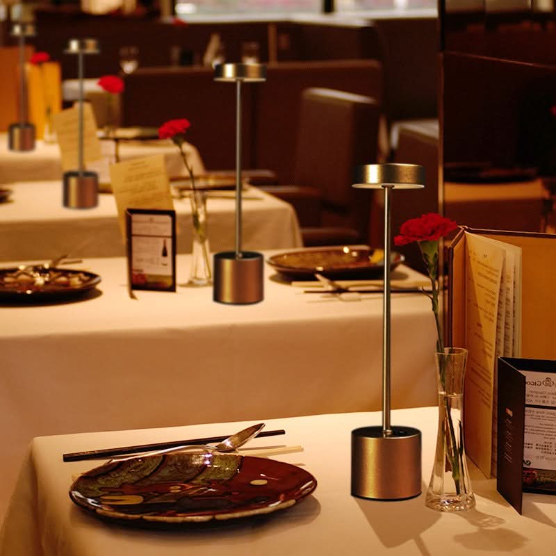 Genopladelig bordlampe - LED lys - Touch betjening