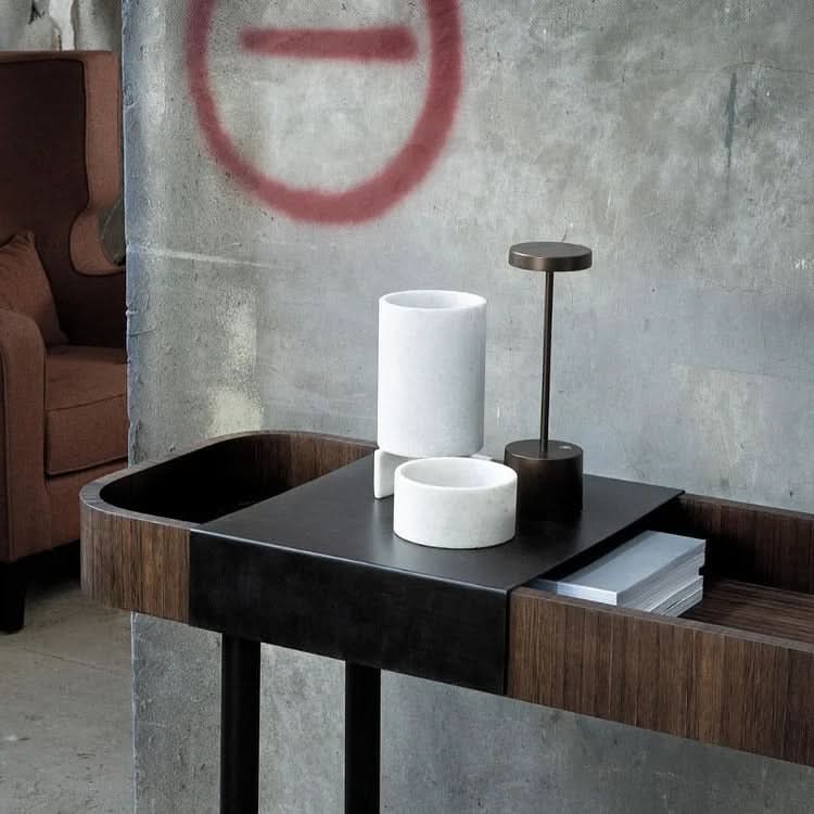 Genopladelig bordlampe - LED lys - Touch betjening