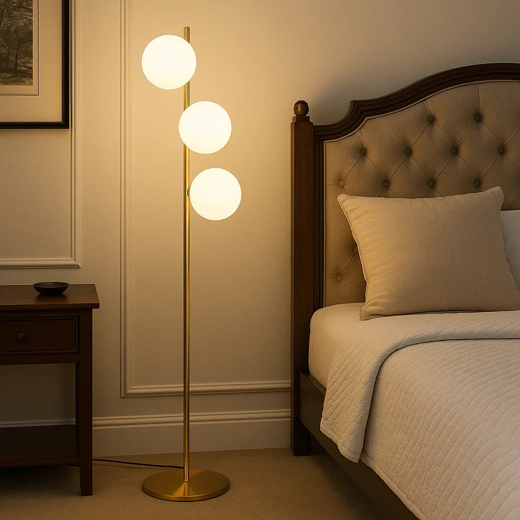 Globe Gulvlampe - Metalramme - Sfæriske Skærme