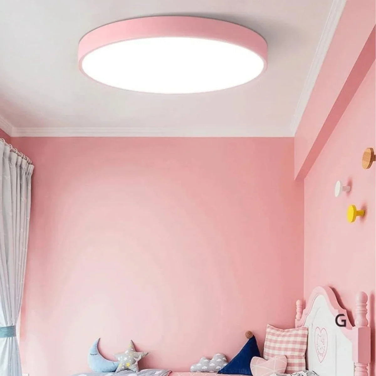 Loftlampe - Minimalistisk Design - Justerbar Belysning