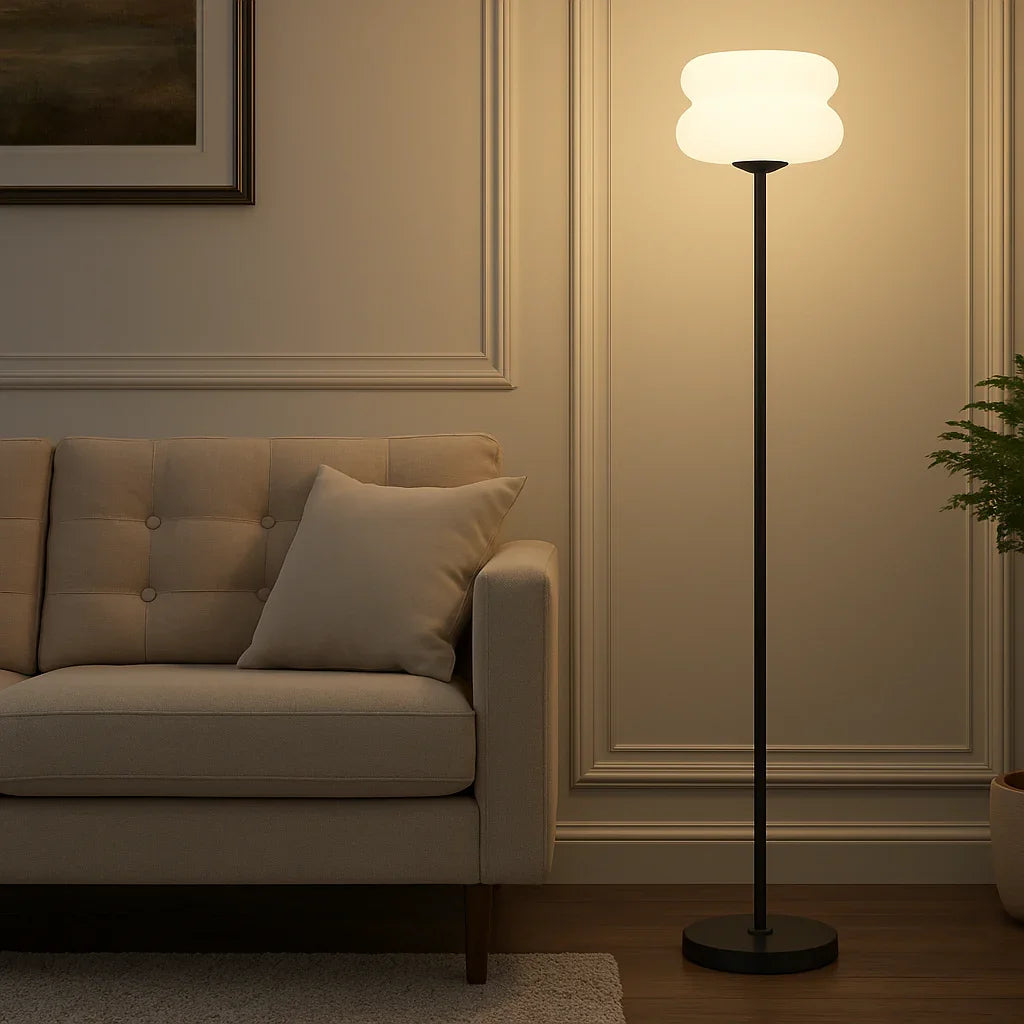 Lyra Glow Gulvlampe - Skulpturel Design - Frostet Skærm