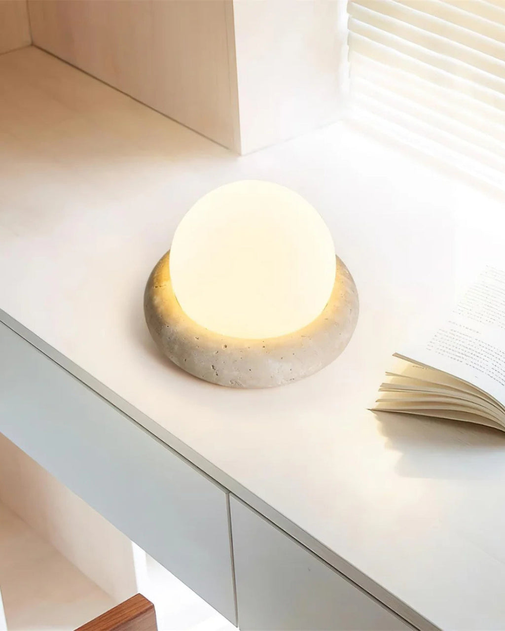 Mini bordlampe - Stenfod - LED lys