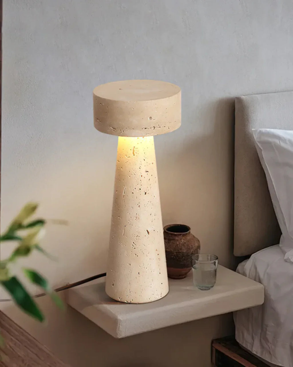 Travertine Bordlampe - Elegant Design - Naturlig Finish