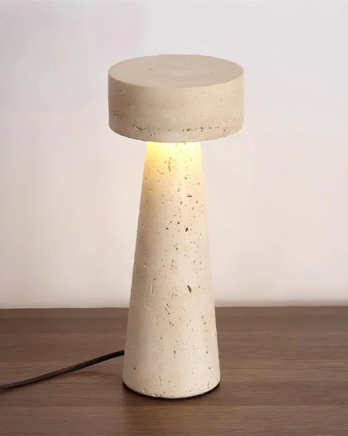 Travertine Bordlampe - Elegant Design - Naturlig Finish