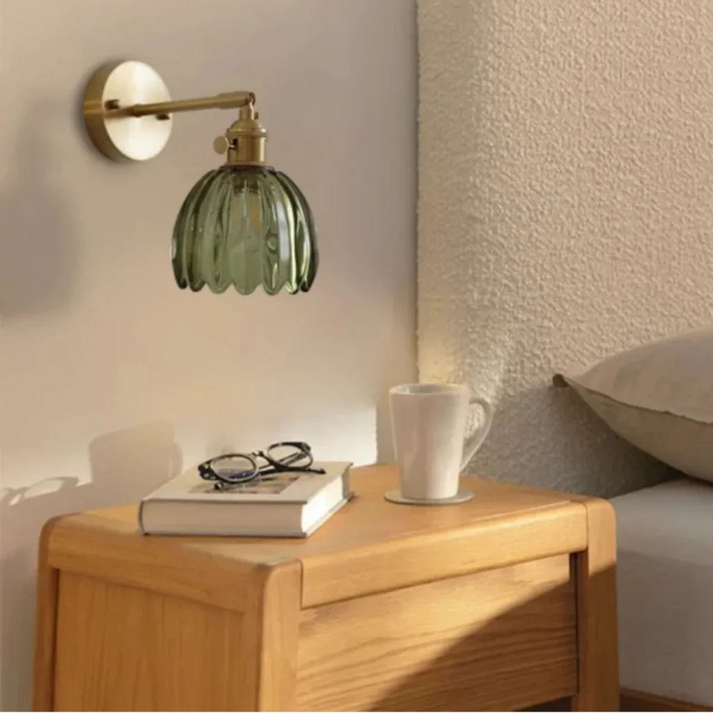 Væglampe - Glasskærm - Messingfinish