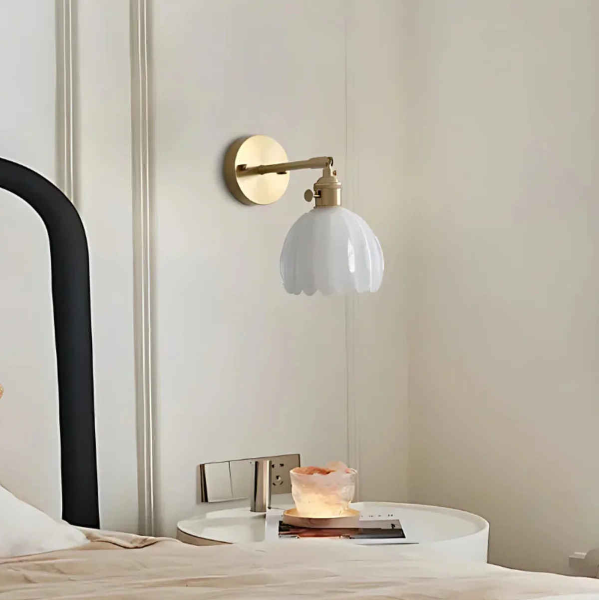 Væglampe - Glasskærm - Messingfinish