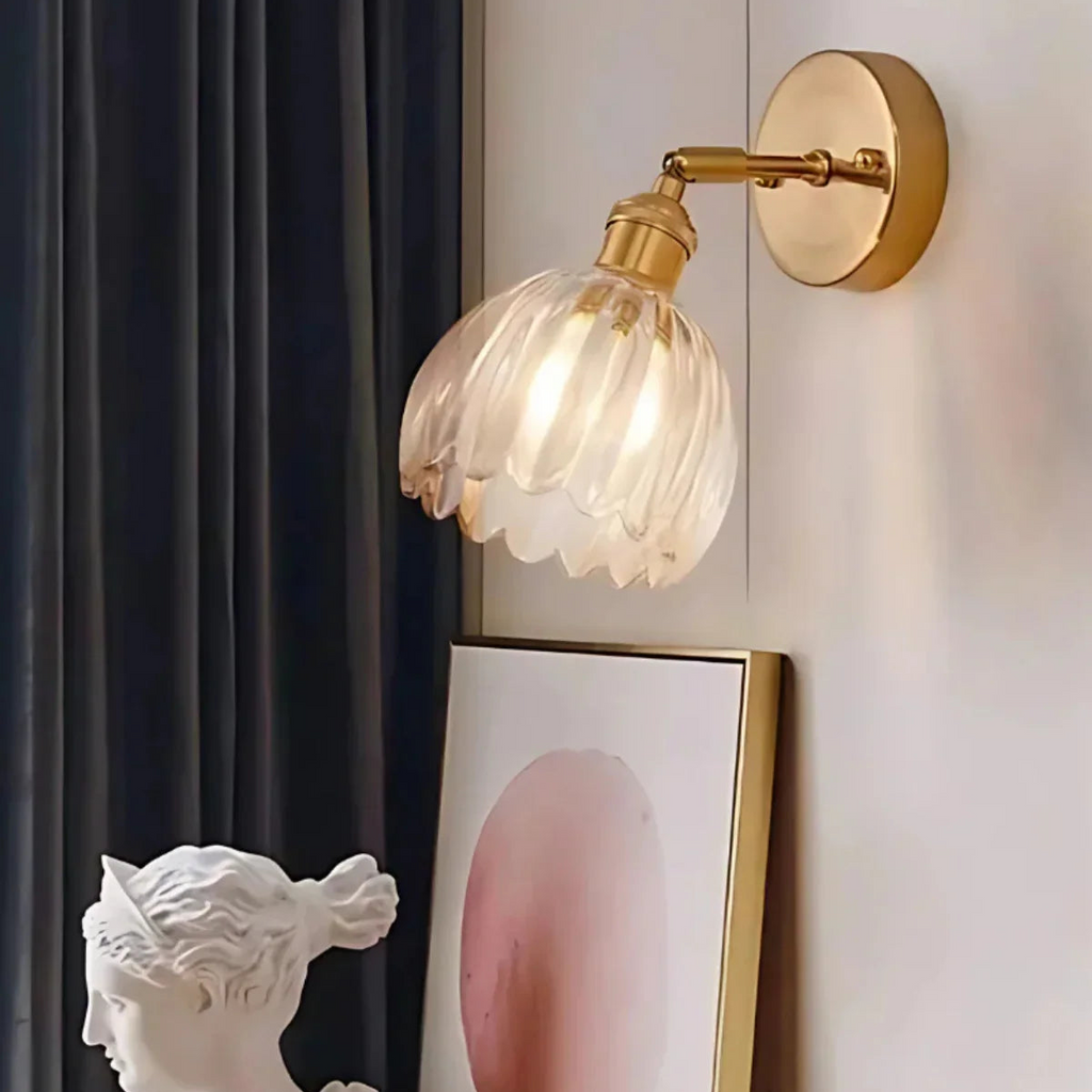 Væglampe - Glasskærm - Messingfinish